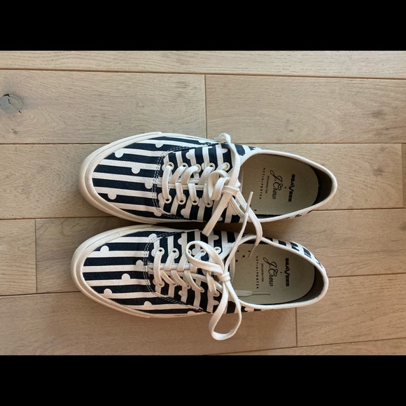 Navy and White stripe sneakers - Picture 2 of 4
